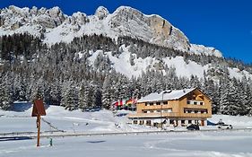 Chalet Alpenrose